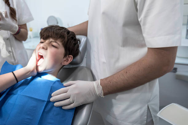 Best Weekend Emergency Dentist in Huntgburg, IN