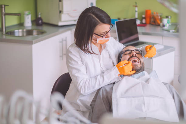 Best Broken or Cracked Tooth Emergency Dentist in Huntgburg, IN
